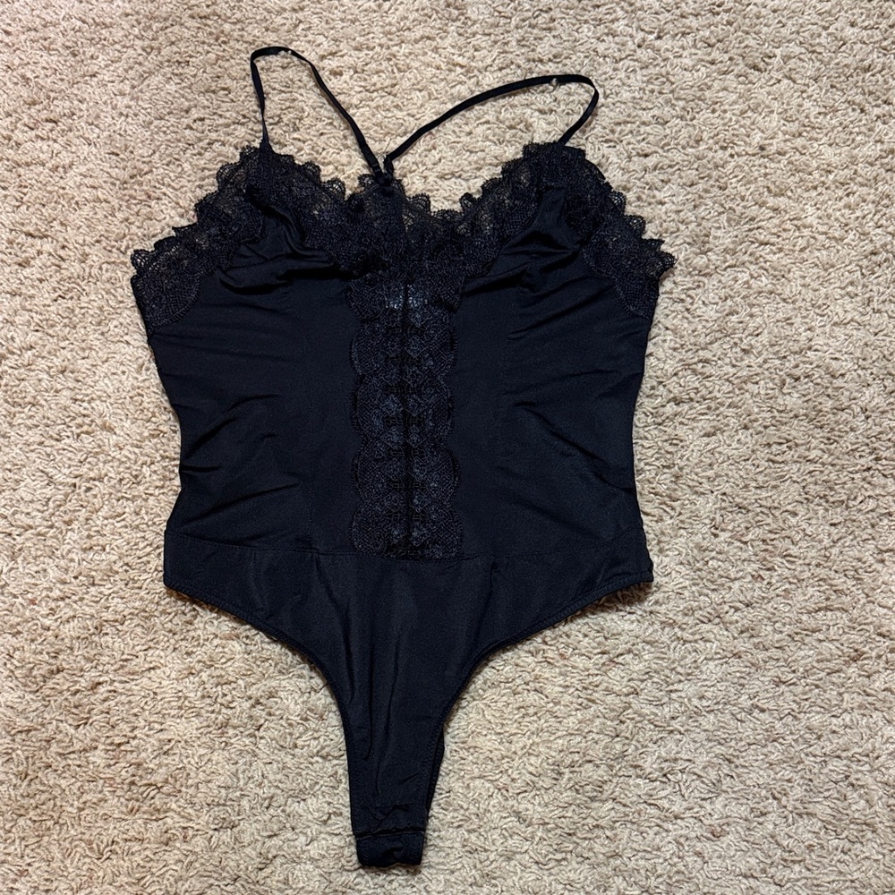 ASTR Elegant Black Lace Blouse